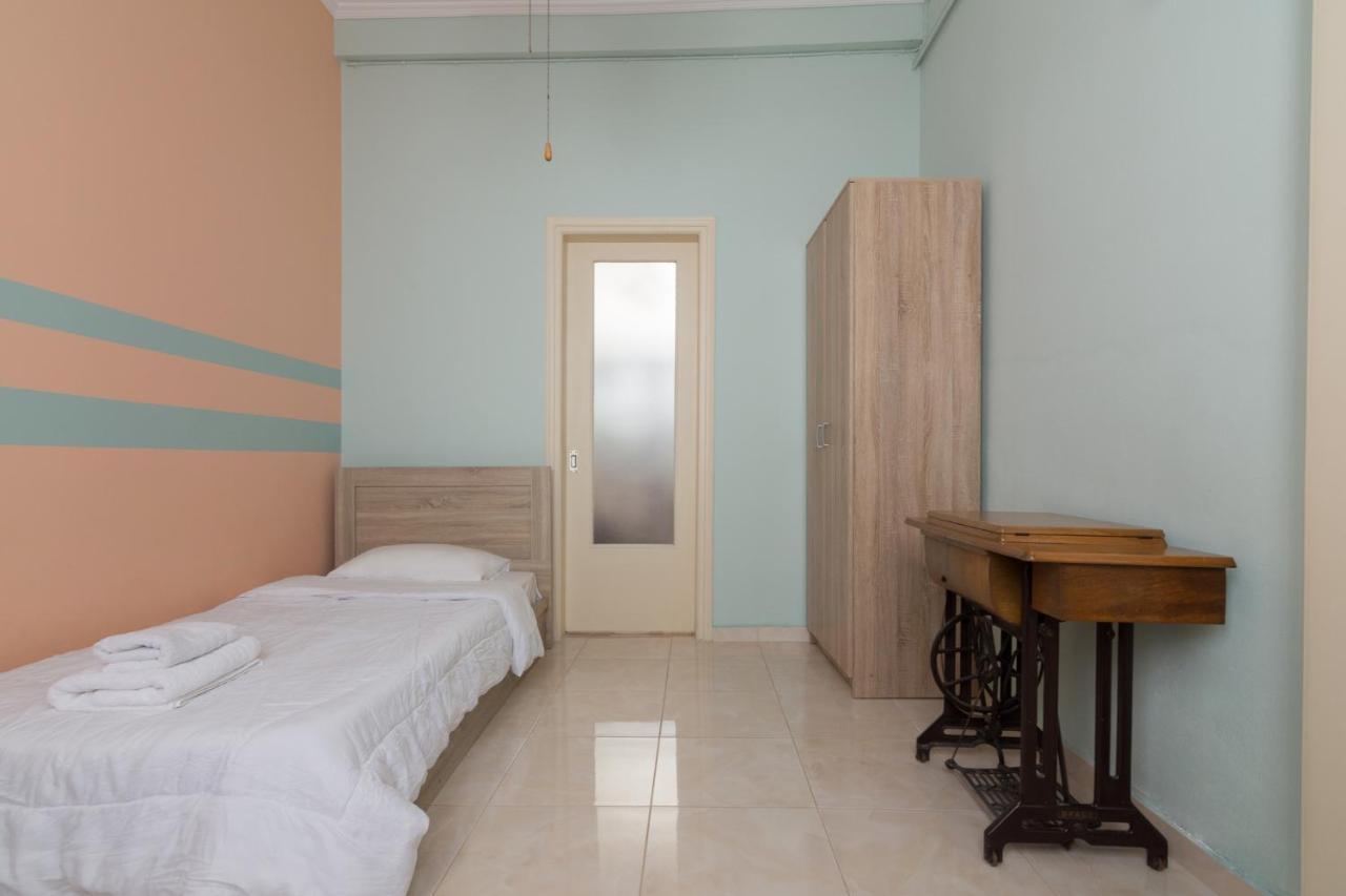 Delightful 2 Bedroom Flat Next To Mikrolimano Piraeus Luaran gambar