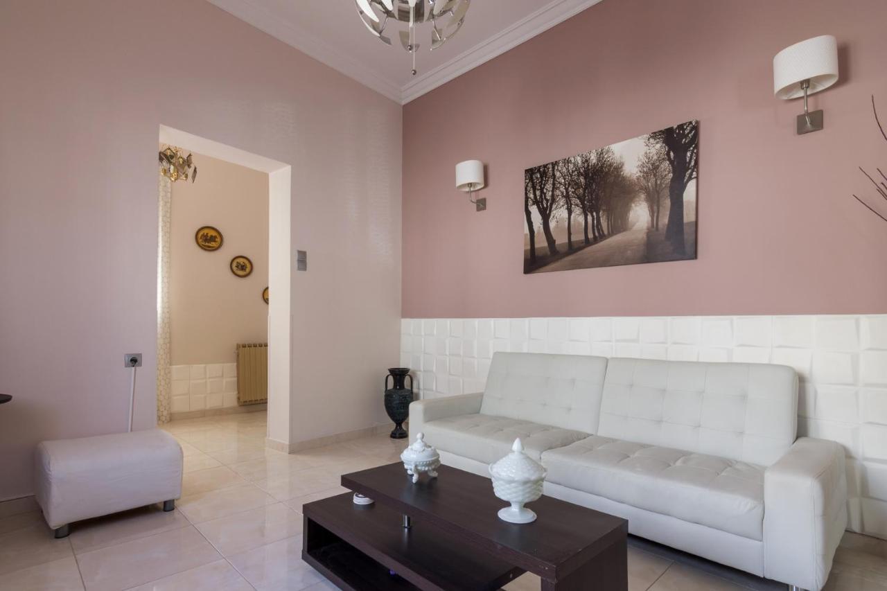 Delightful 2 Bedroom Flat Next To Mikrolimano Piraeus Luaran gambar